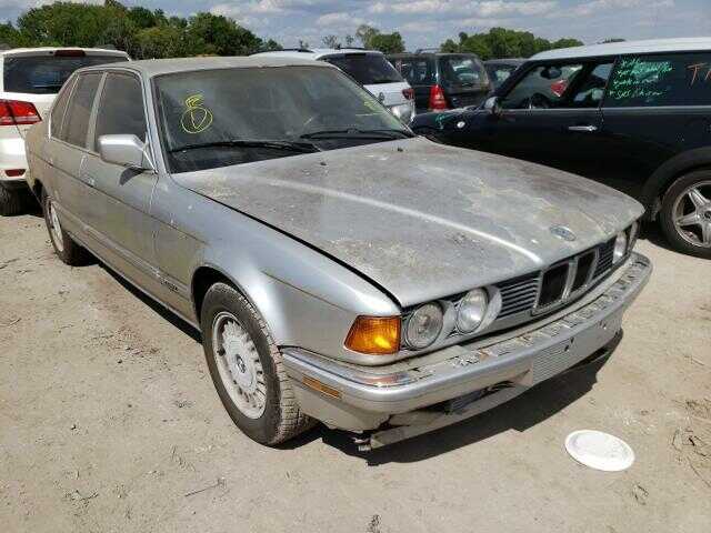 BMW 735i