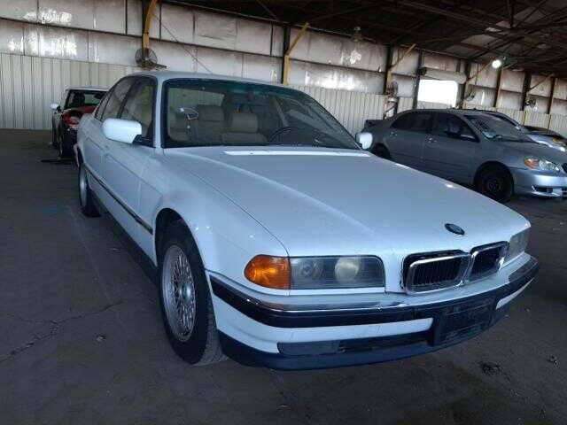 BMW 740i
