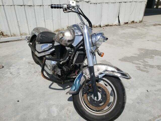 Suzuki VL1500K