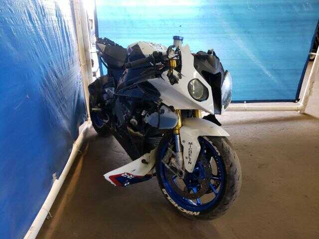 BMW S 1000 RR