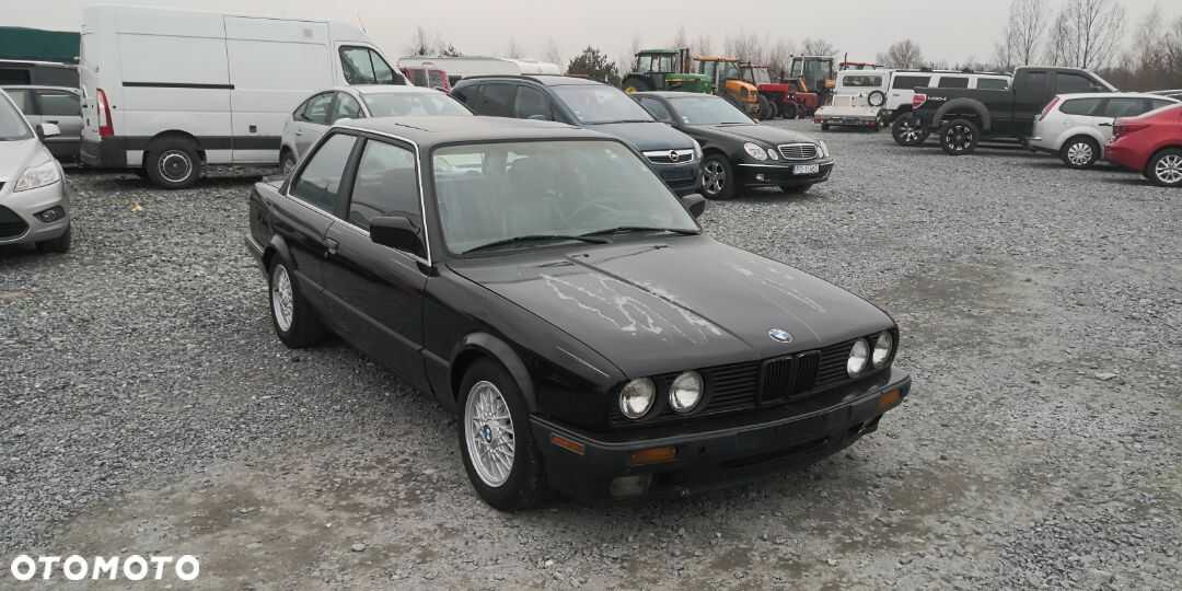 BMW 325iS