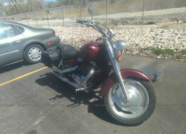 Honda VT1100C2 (SHADOW SABRE)