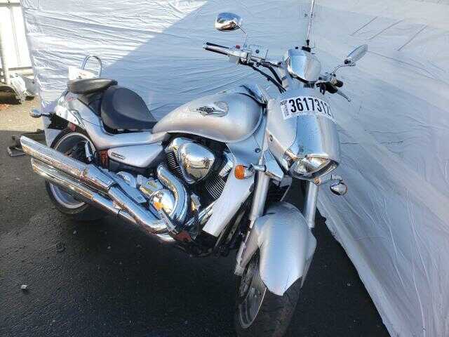 Suzuki VZR1800