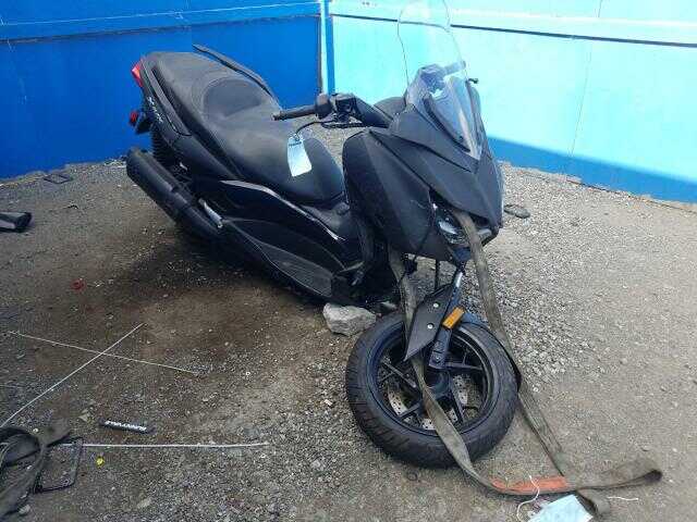 YAMAHA