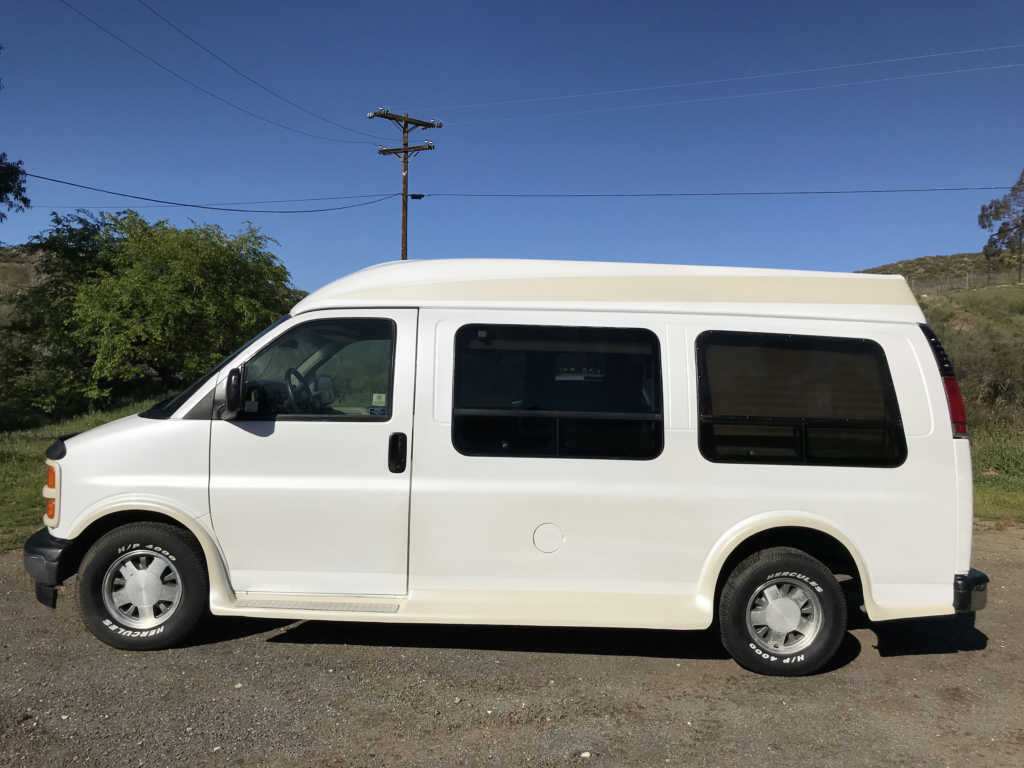 GMC Savana