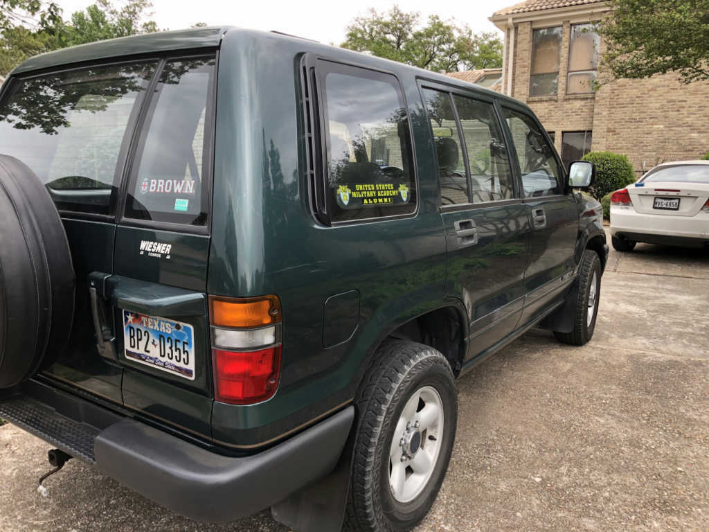 Isuzu Trooper