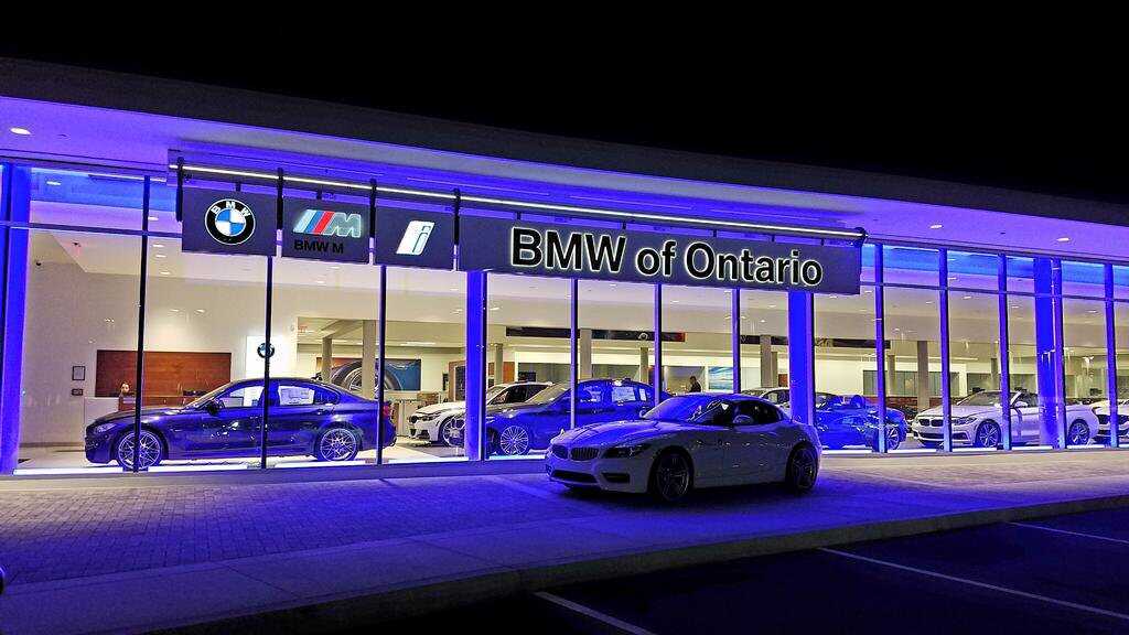 BMW 740i