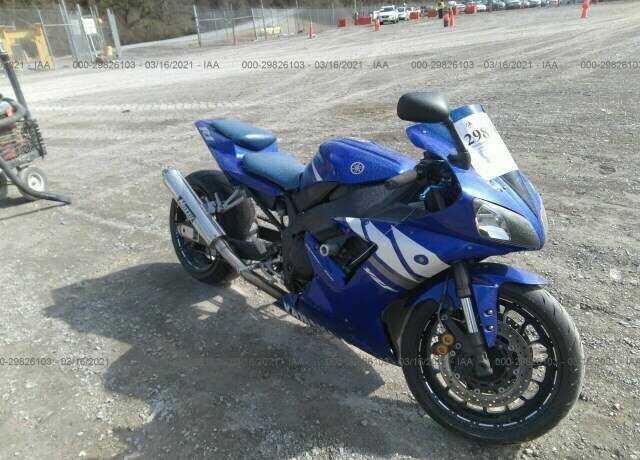 YAMAHA