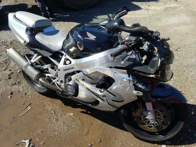 Honda CBR900