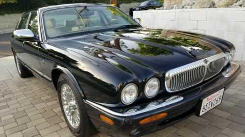 Jaguar Vanden Plas