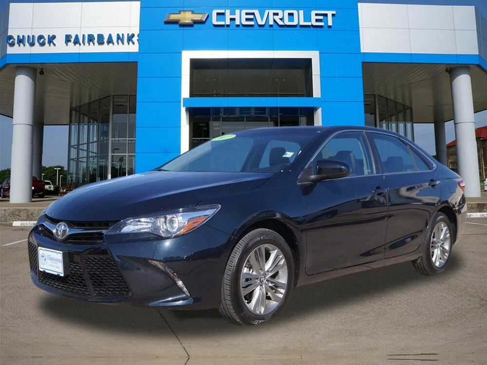 2017 TOYOTA Camry