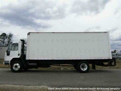Ford CF7000
