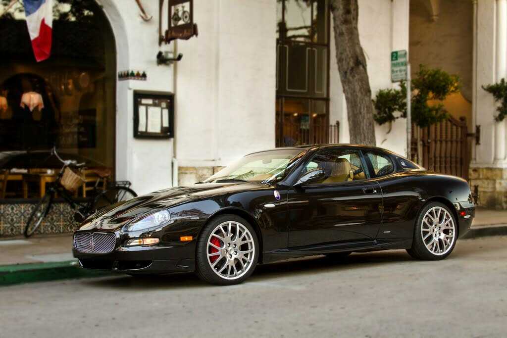 Maserati Coupe