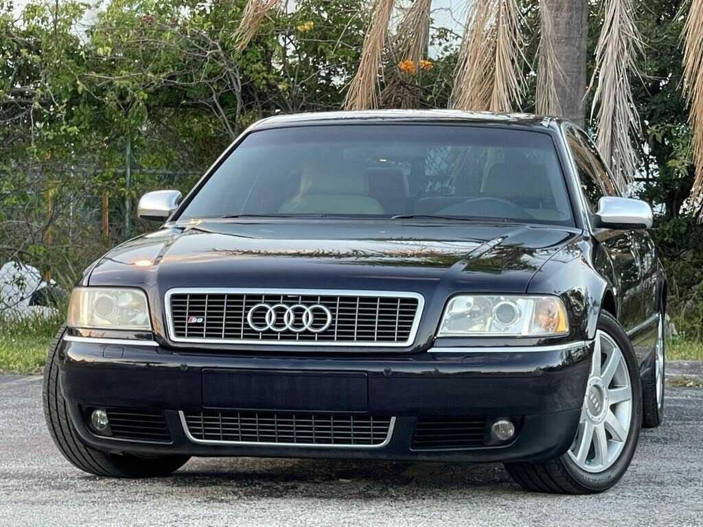 Audi S8