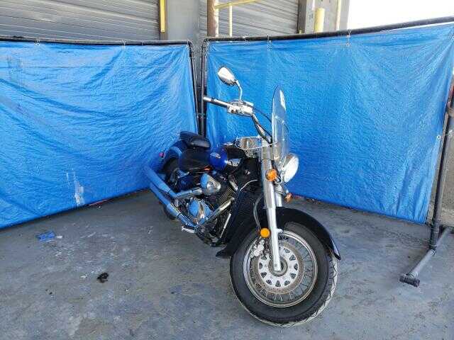 Suzuki VL800K