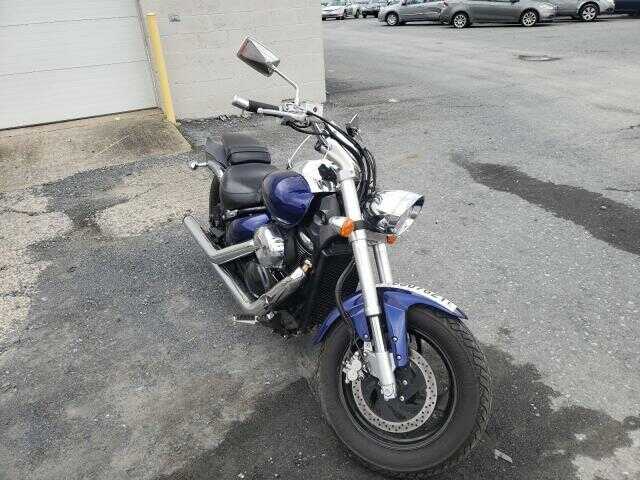 Suzuki VZ800