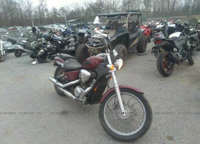 Honda VT600CD (SHADOW VLX DELUXE)