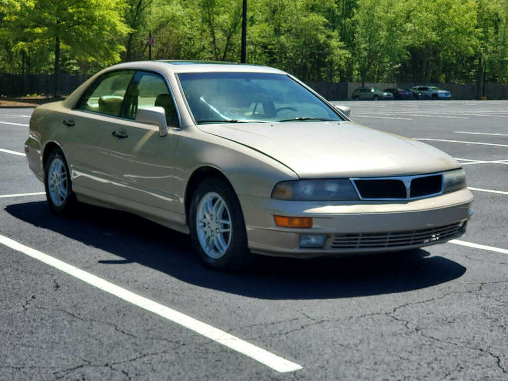 Mitsubishi Diamante
