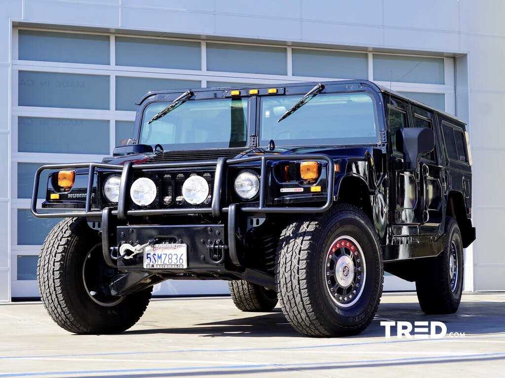 HUMMER H1