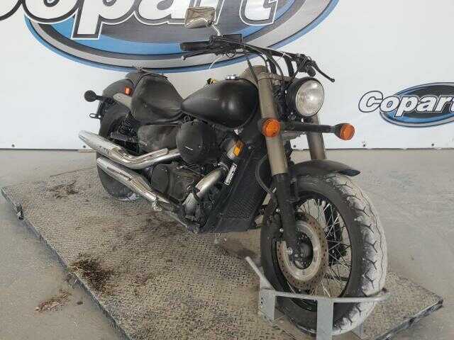 Honda VT750 (Shadow Phantom)