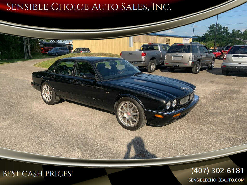 Jaguar XJR