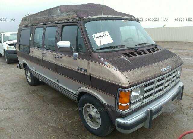 Dodge Ram Van