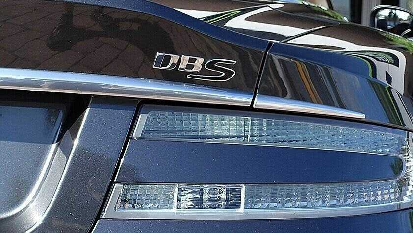 Aston Martin DBS
