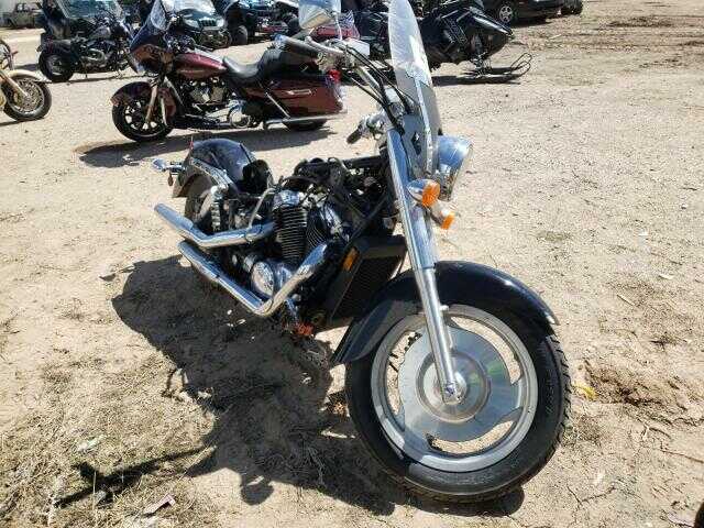 Honda VT1100C2 (SHADOW SABRE)