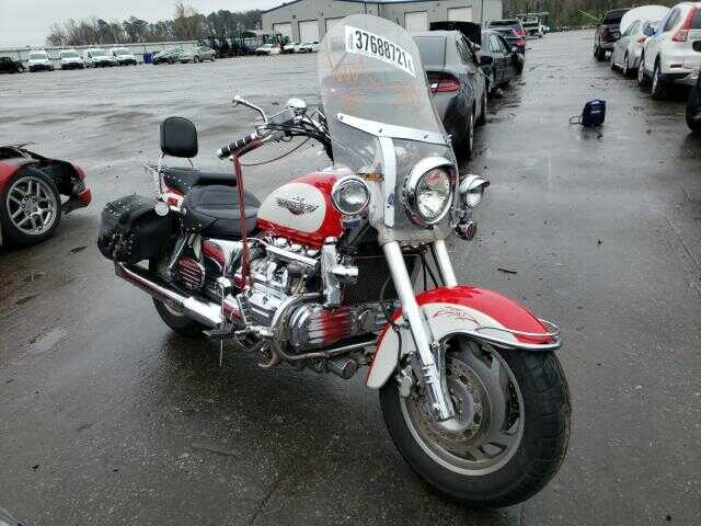 Honda GL1500C (VALKYRIE)