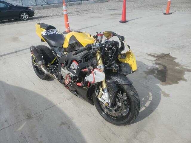 BMW S 1000 RR