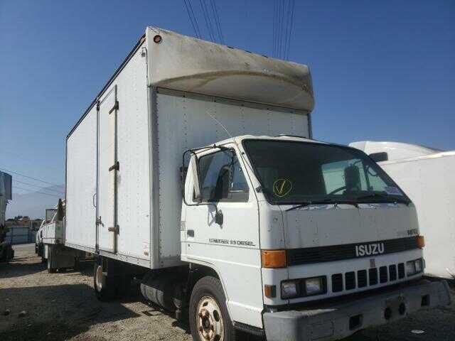 ISUZU