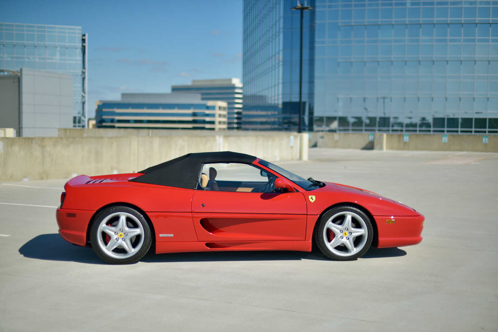 Ferrari F355