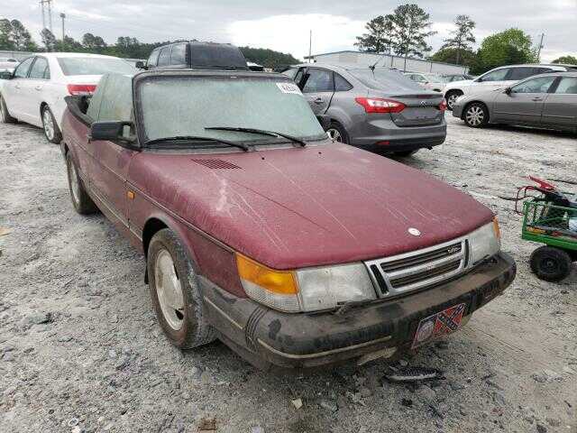 Saab 900
