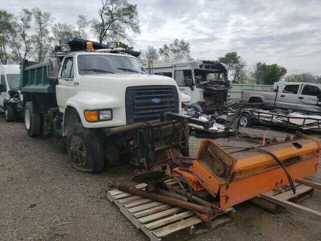 Ford F-700