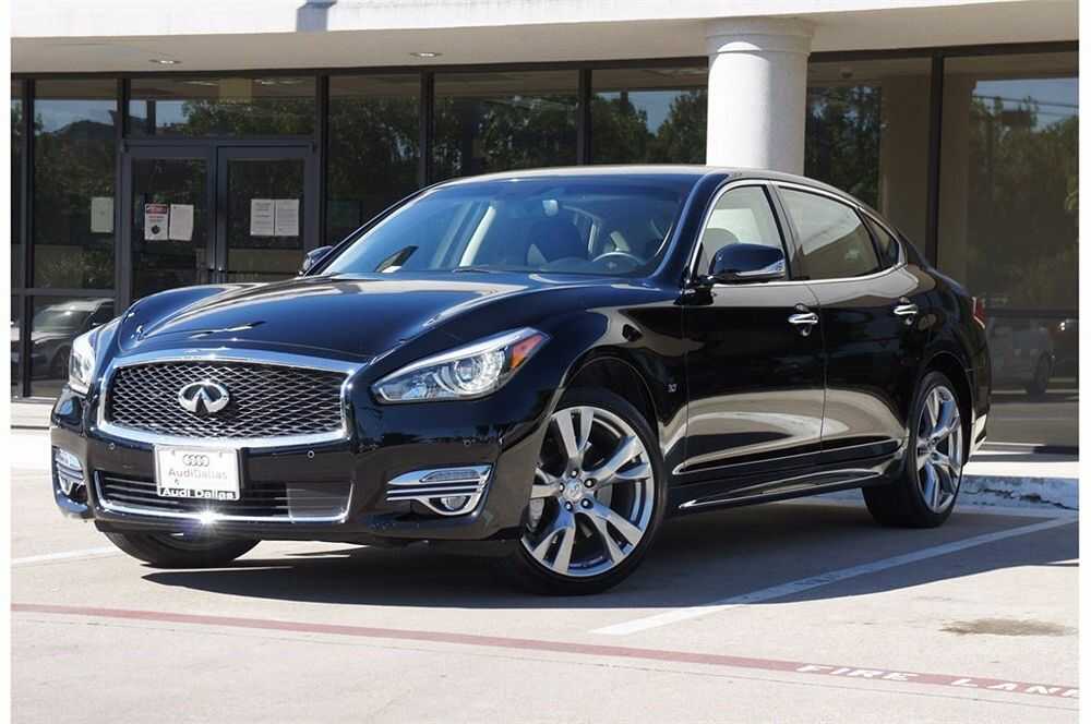 Infiniti Q70L