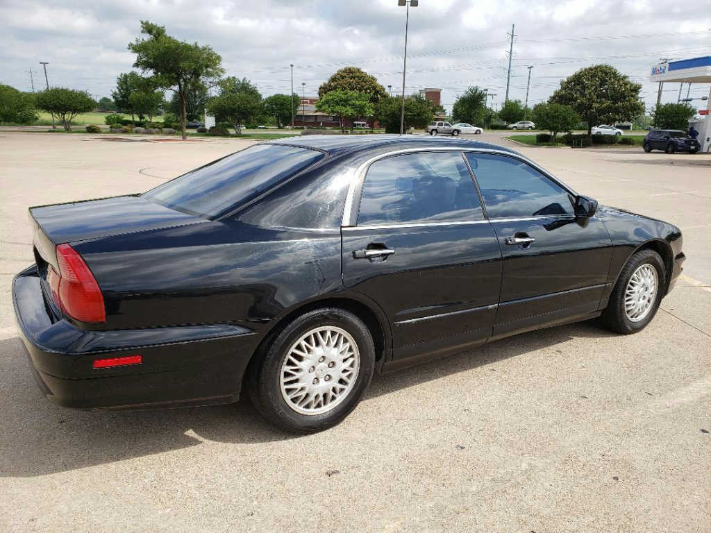 Mitsubishi Diamante