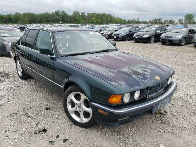 BMW 740i