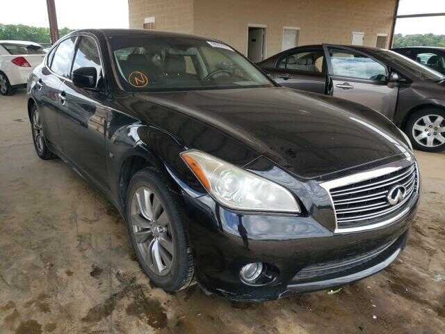 Infiniti Q70