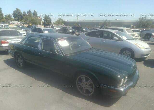 Jaguar XJ