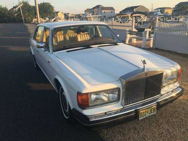 Rolls-Royce Silver Spur