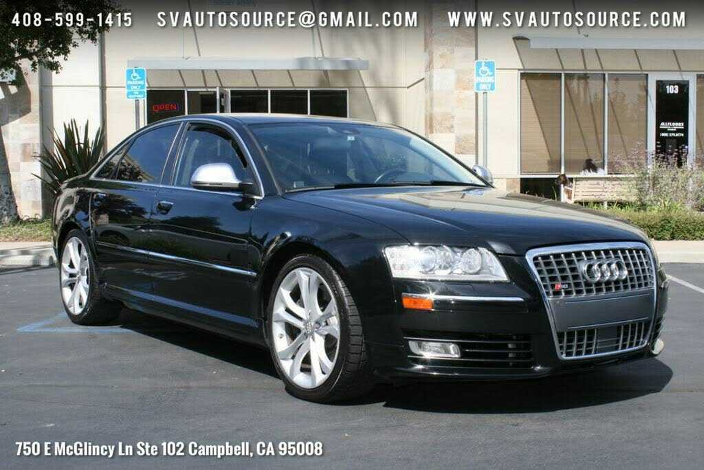 Audi S8