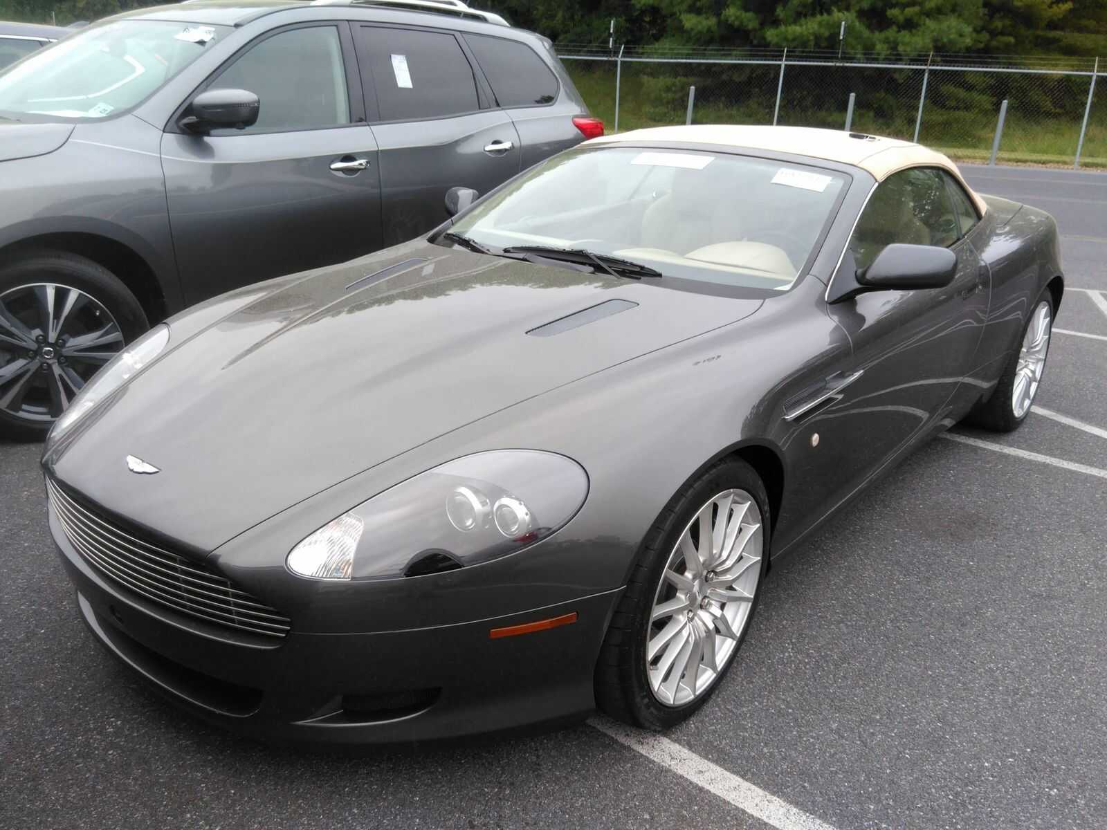 Aston Martin DB9