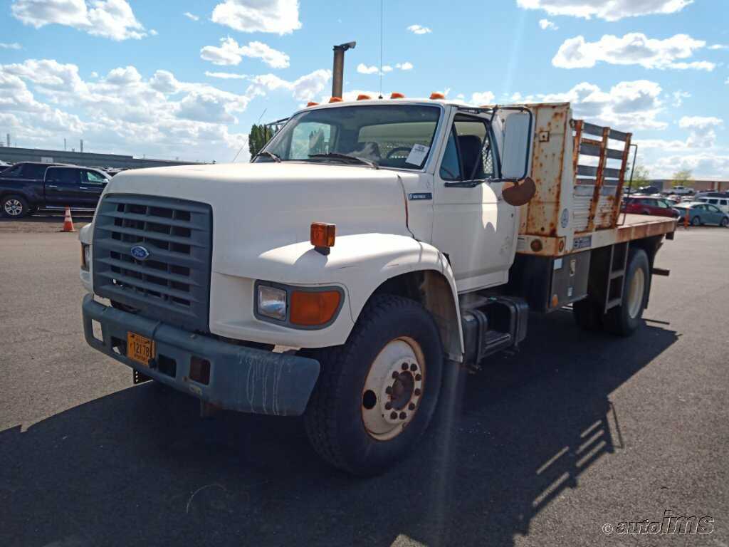 Ford F-800