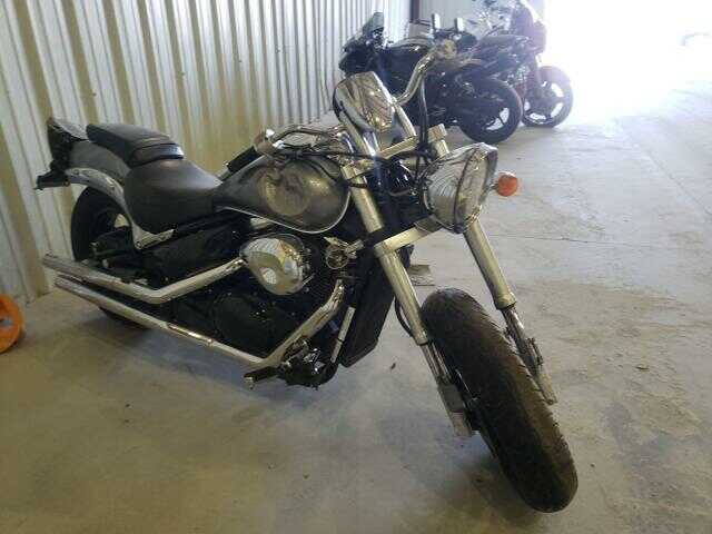 Suzuki VZ800