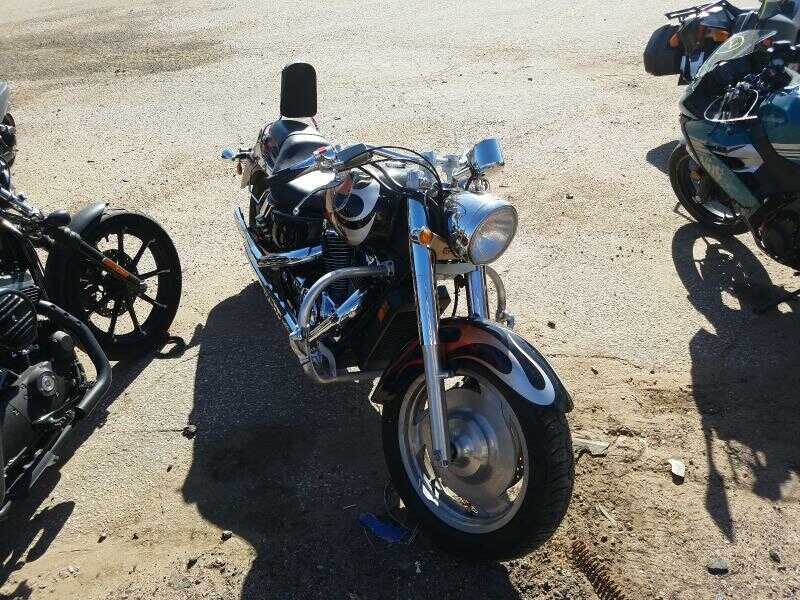 Honda VT1100C2 (SHADOW SABRE)