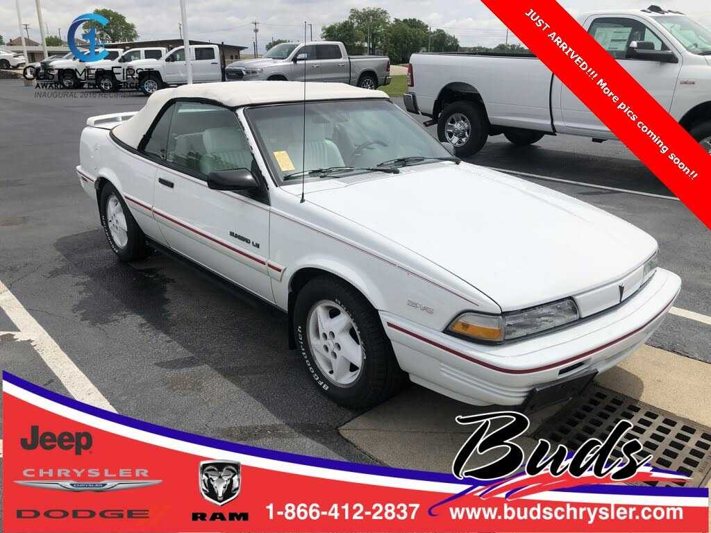 Pontiac Sunbird