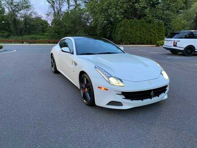 Ferrari FF