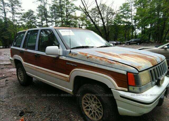 Jeep Grand Wagoneer
