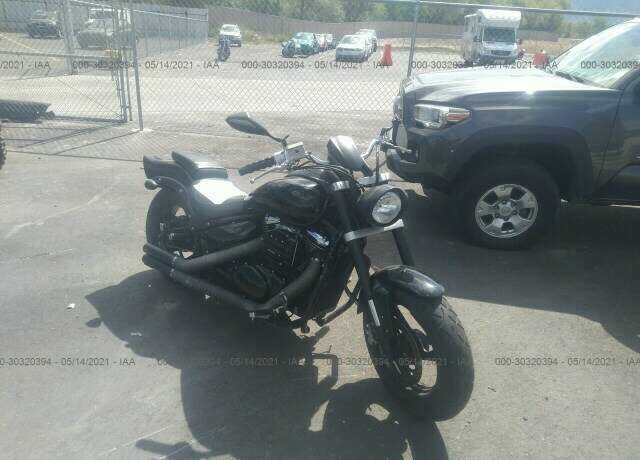 Suzuki VZ800