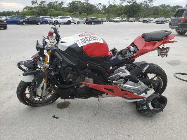 BMW S 1000 RR